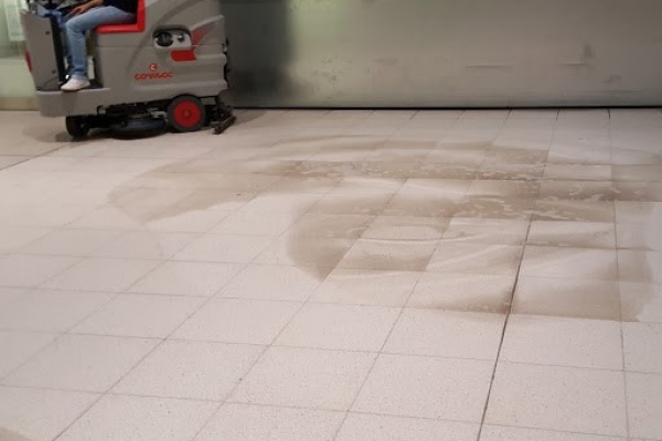 Grundreinigung Boden -danach-